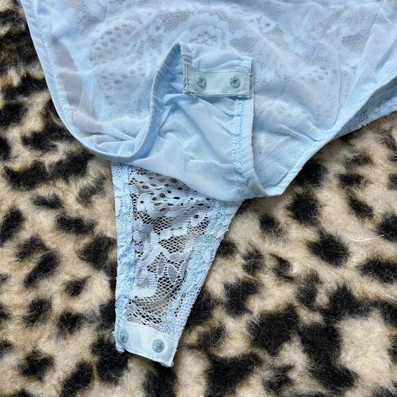 Parisian Baby Blue Lace Panel Cutout Bodysuit 6 NWT - Picture 7 of 7